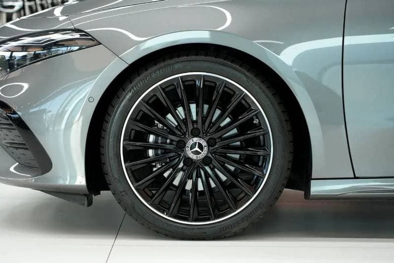 2026 Mercedes Benz A200 thumbnail 6
