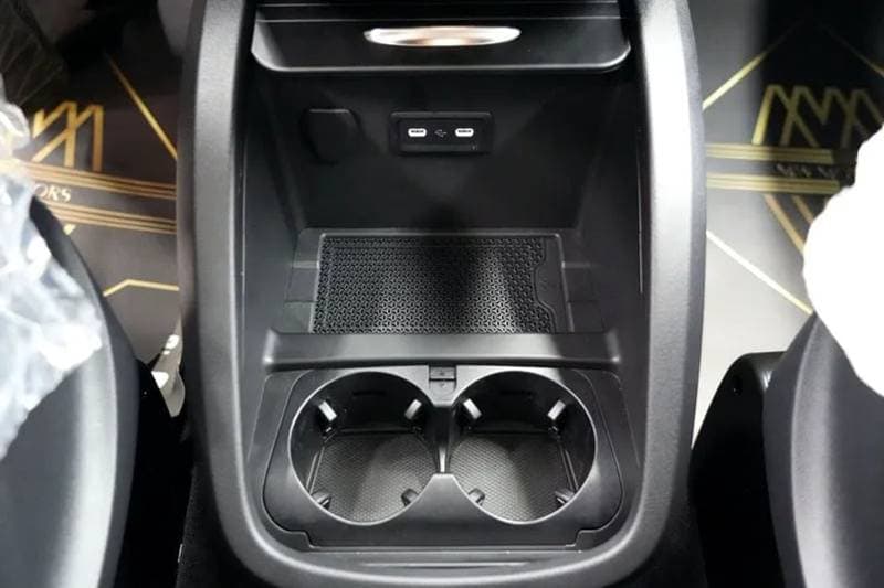 2026 Mercedes Benz V300 V LINE thumbnail 8