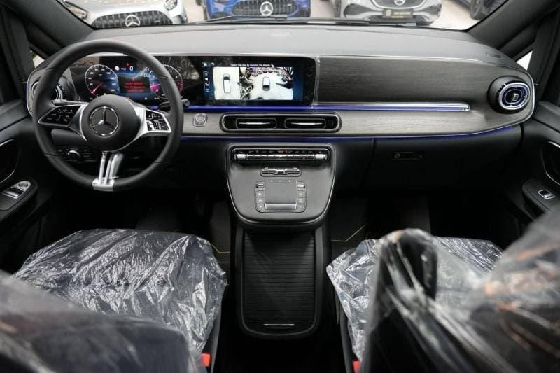 2026 Mercedes Benz V300 AVANTGARDE thumbnail 7