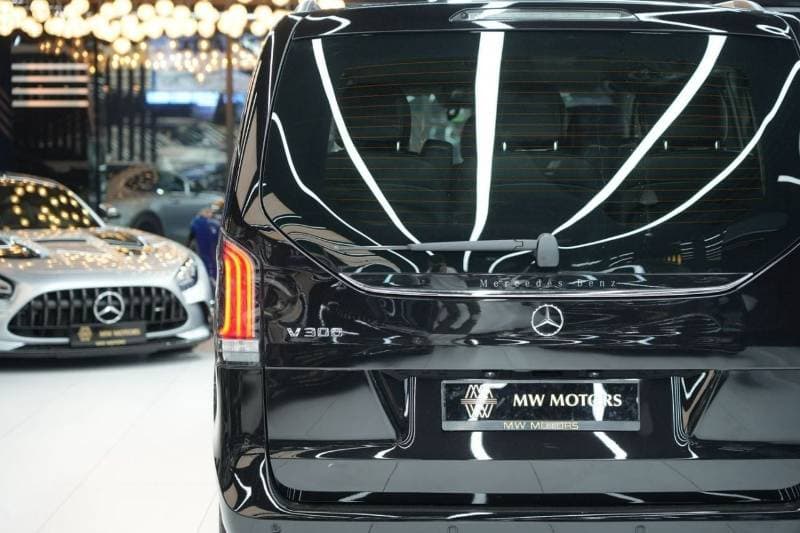 2026 Mercedes Benz V300 AVANTGARDE thumbnail 6