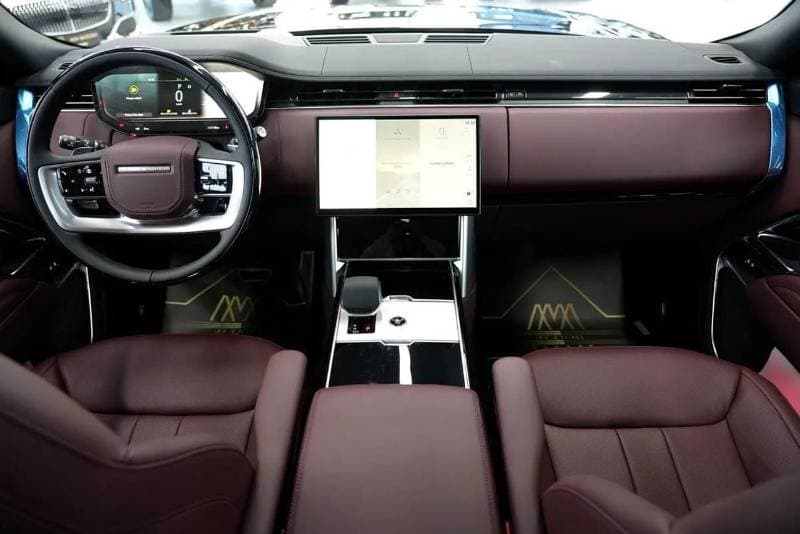 2026 Land Rover Range Rover HSE P400 thumbnail 7