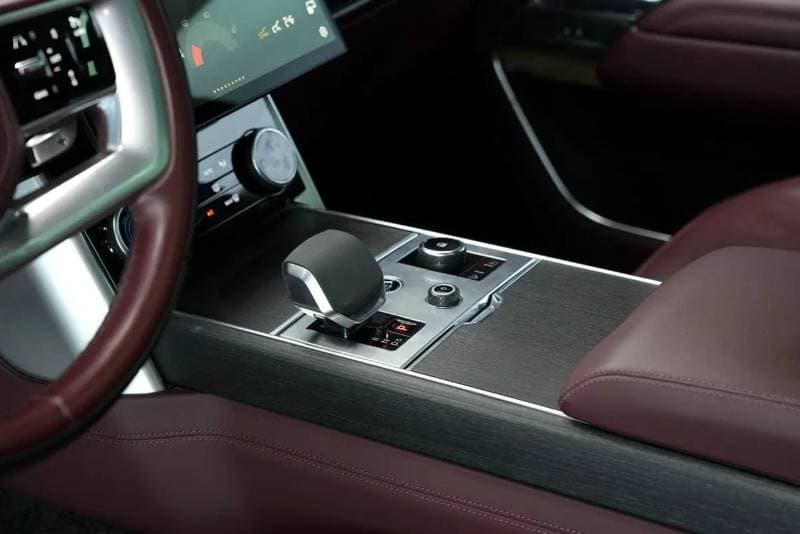 2023 Land Rover Range Rover AUTOBIOGRAPHY P530 thumbnail 8