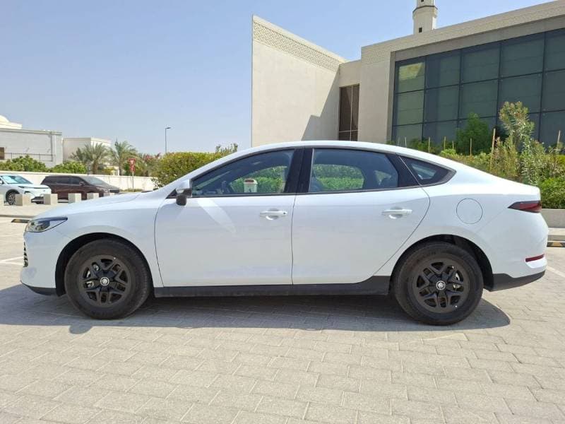 2025 BYD QIN PLUS STANDARD thumbnail 3