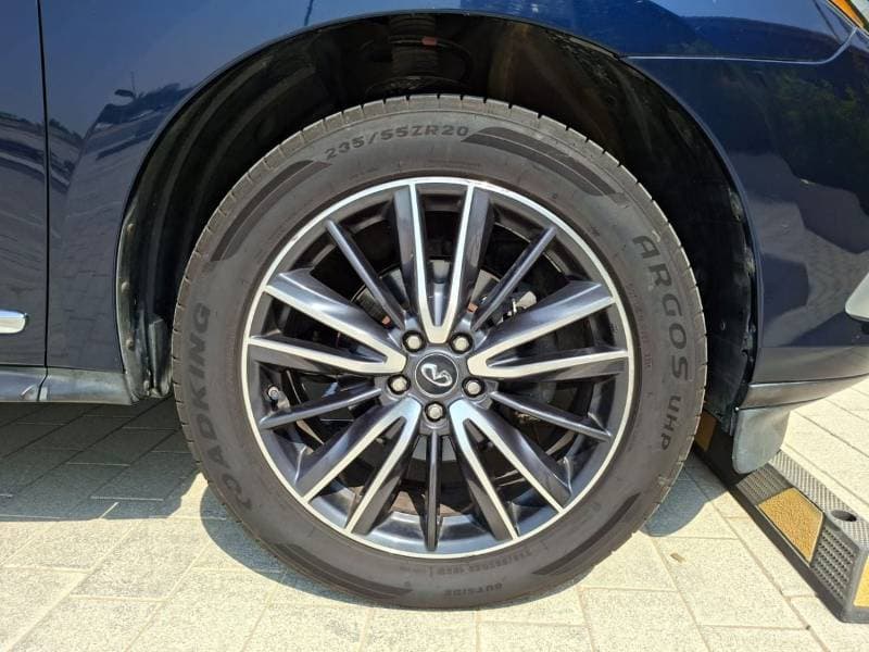2016 Infiniti QX60 LUXURY thumbnail 8