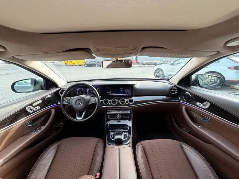 2018 Mercedes Benz E200 STANDARD thumbnail 7