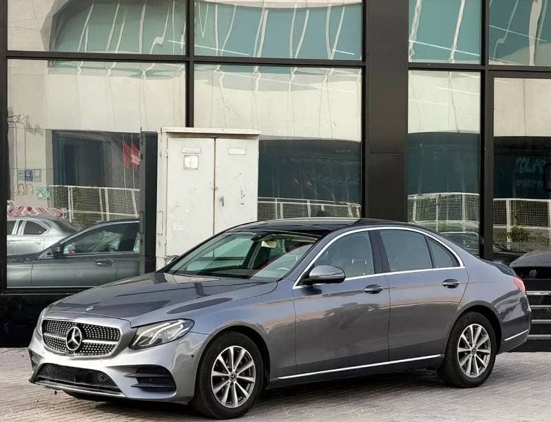 2018 Mercedes Benz E200 STANDARD thumbnail 2