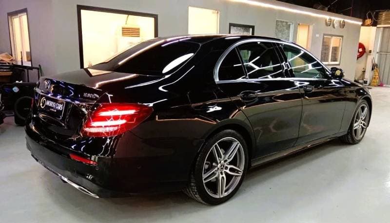 2019 Mercedes Benz E200 STANDARD thumbnail 4
