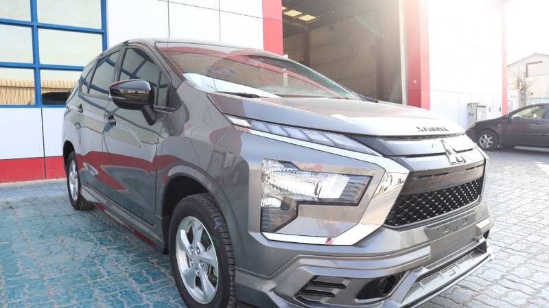 2024 Mitsubishi Xpander HIGH LINE thumbnail 3