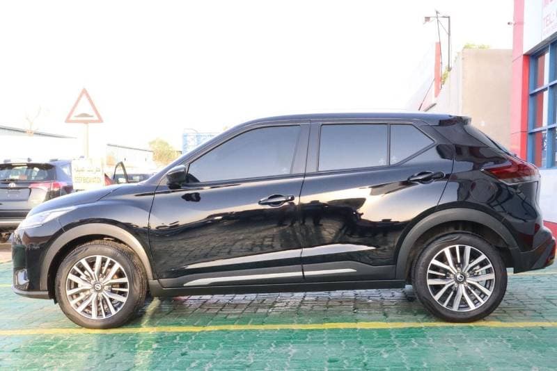 2022 Nissan Kicks SL thumbnail 7