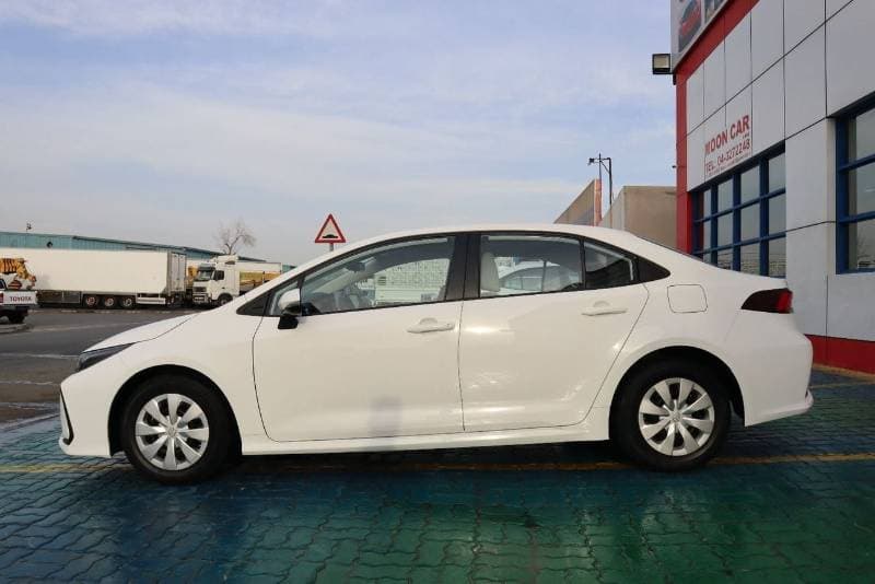 2021 Toyota Corolla XLI thumbnail 4