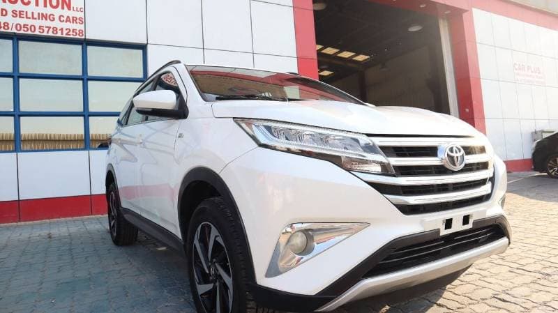 2022 Toyota Rush EX thumbnail 3