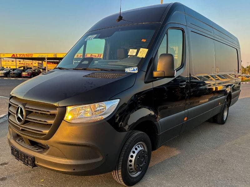 2026 Mercedes Benz Sprinter thumbnail 2