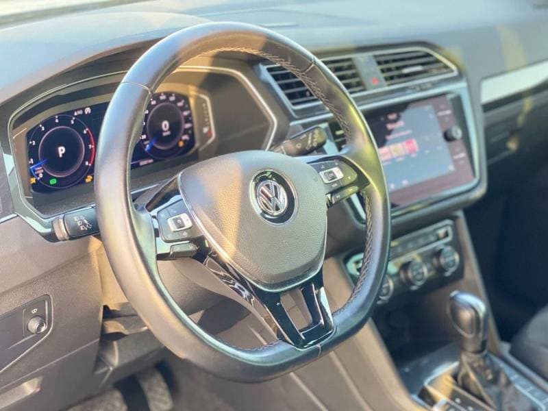 2020 Volkswagen Tiguan SEL thumbnail 4