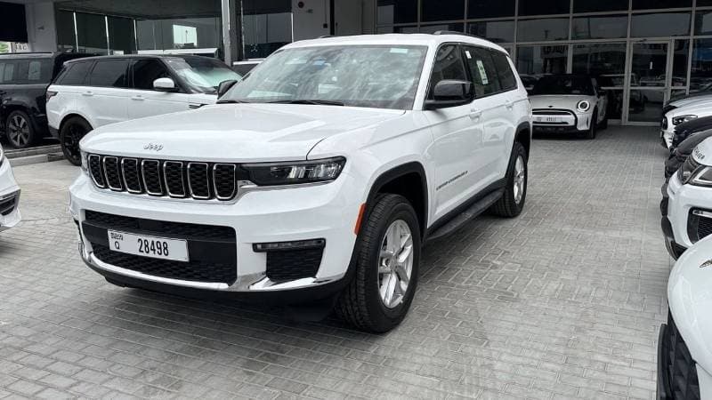 2025 Jeep Grand Cherokee LAREDO