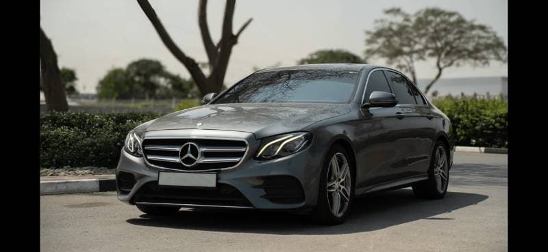 2017 Mercedes Benz E200 STANDARD