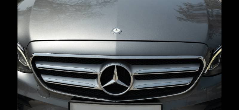 2017 Mercedes Benz E200 STANDARD thumbnail 4