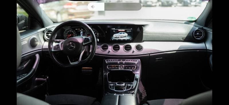 2017 Mercedes Benz E200 STANDARD thumbnail 8
