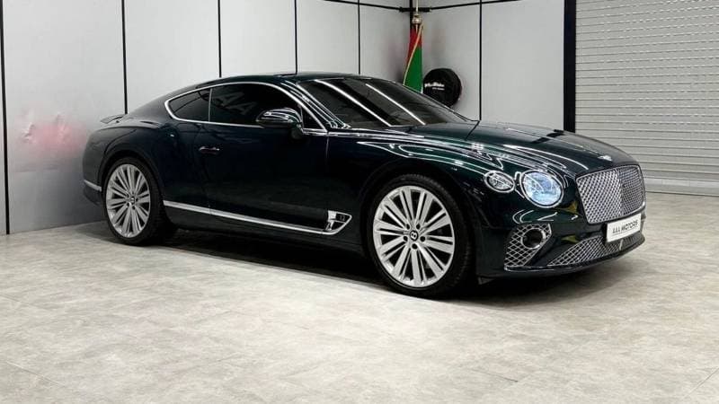 2021 Bentley Continental GT W12 thumbnail 4