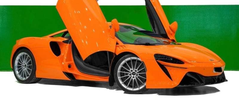 2025 McLaren Artura STANDARD thumbnail 3