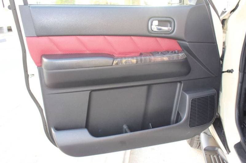2024 Nissan Patrol SUPER SAFARI thumbnail 6