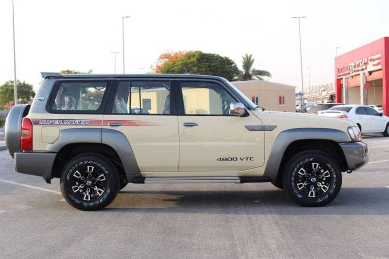 2024 Nissan Patrol SUPER SAFARI thumbnail 4