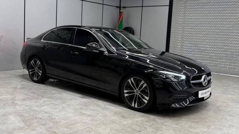 2023 Mercedes Benz 200 AMG thumbnail 4