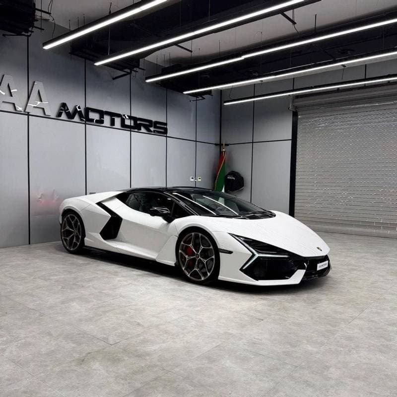2025 Lamborghini Revuelto STANDARD thumbnail 6