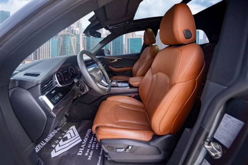 2022 Audi Q8 S Line thumbnail 5