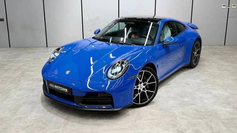 2026 Porsche 911 CARRERA thumbnail 2