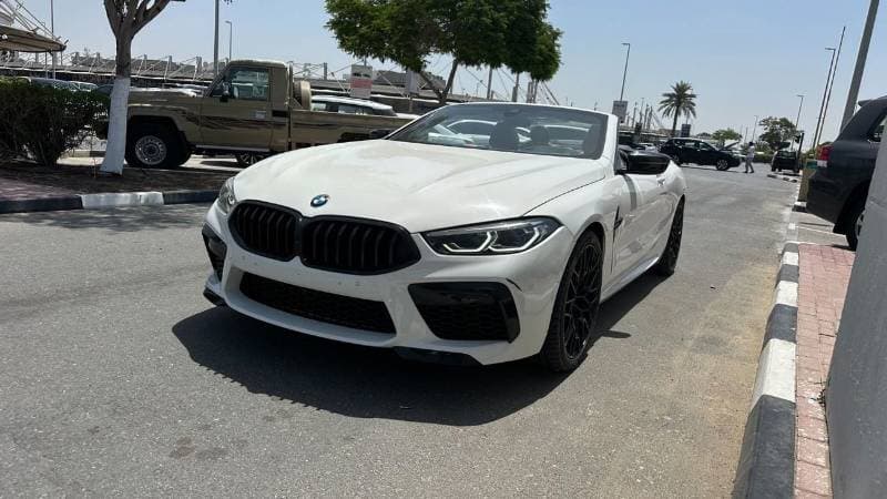 2020 BMW M8 M COMPETITION thumbnail 3