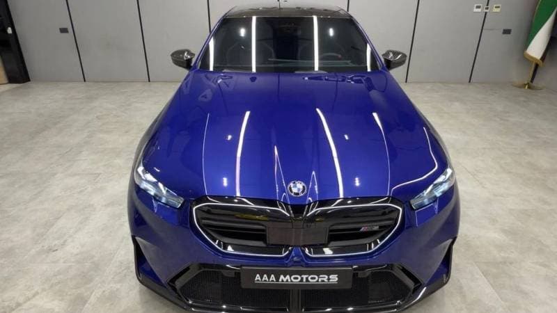 2026 BMW M5 Hybrid thumbnail 6