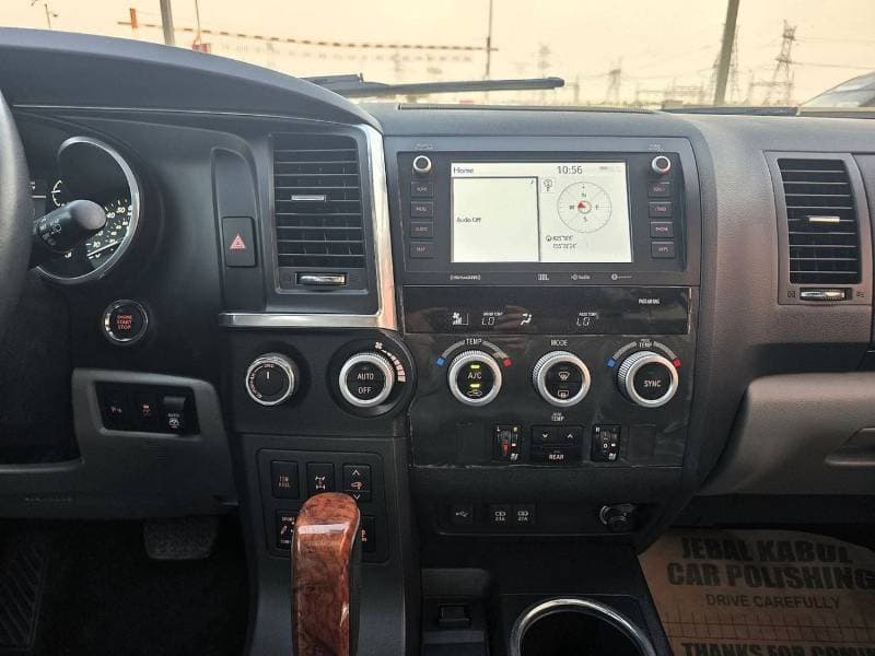 2020 Toyota Sequoia Platinum thumbnail 8