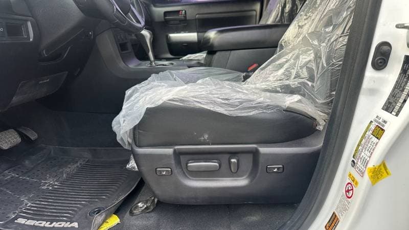 2021 Toyota Sequoia TRDPRO thumbnail 6