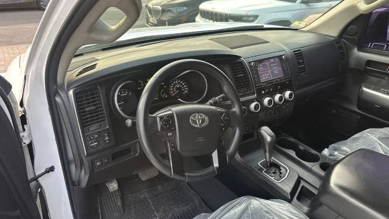 2021 Toyota Sequoia TRDPRO thumbnail 7