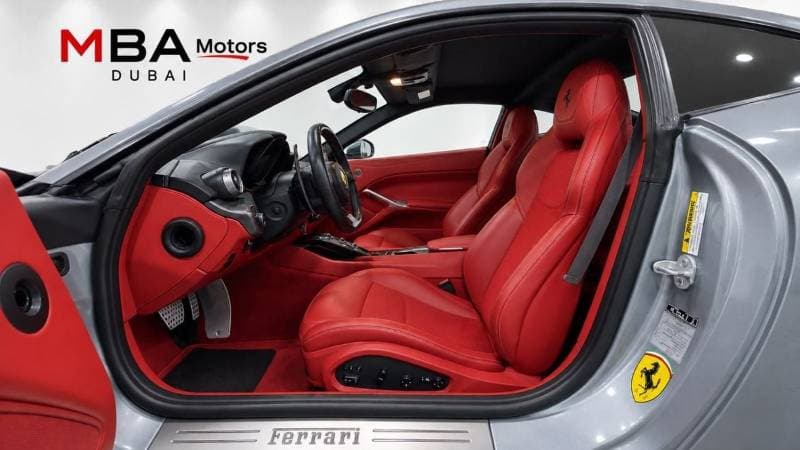 2014 Ferrari F12 BERLINETTA thumbnail 8