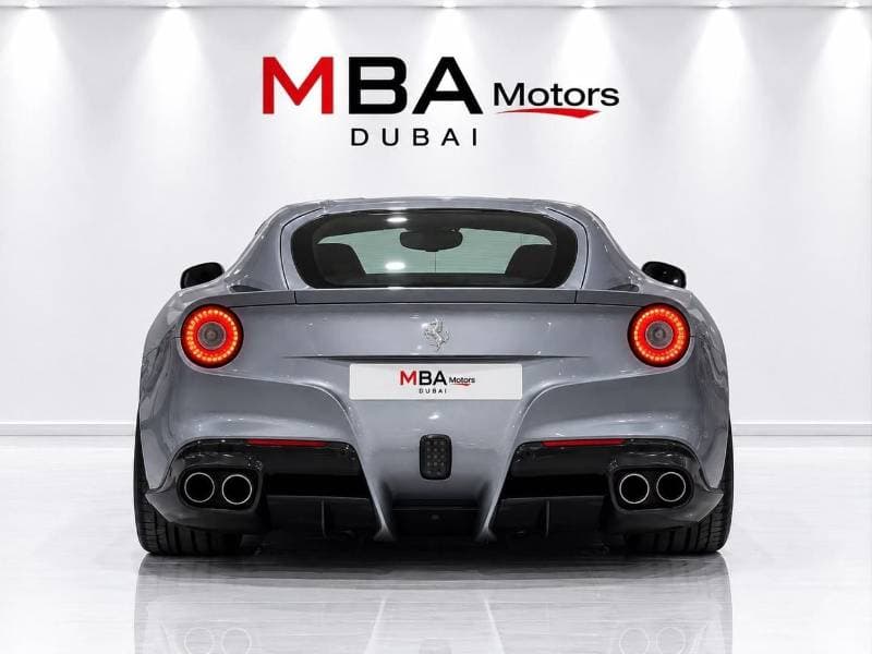 2014 Ferrari F12 BERLINETTA thumbnail 5