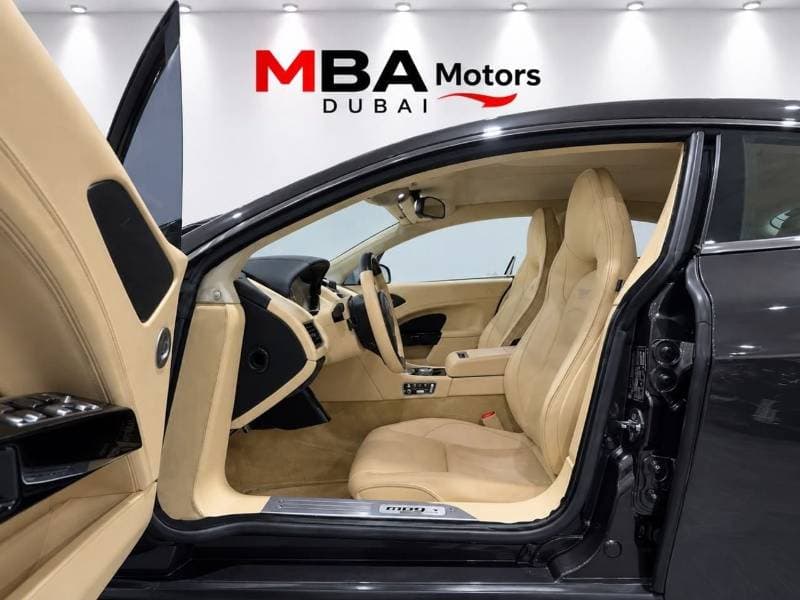 2016 Aston Martin Rapide STANDARD thumbnail 8