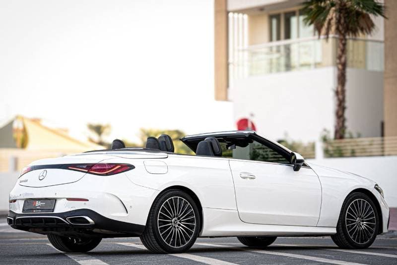 2024 Mercedes Benz CLE 200 Cabriolet thumbnail 3
