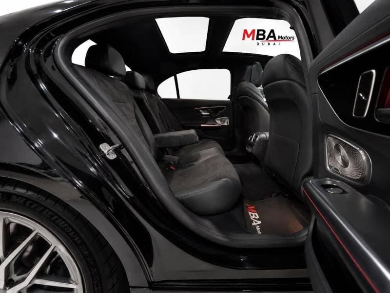 2024 Mercedes Benz C63 AMG S E PERFORMANCE thumbnail 5