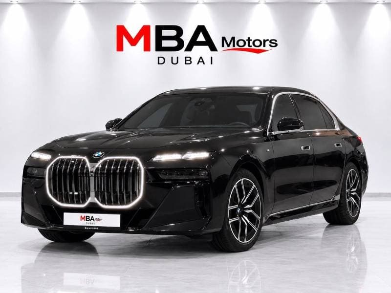 2025 BMW 740i M SPORT