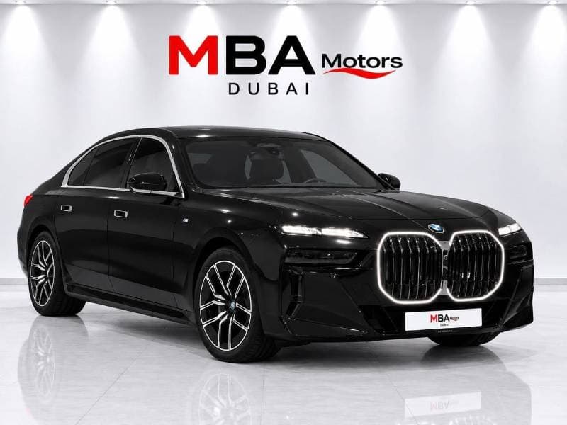 2025 BMW 740i M SPORT thumbnail 2