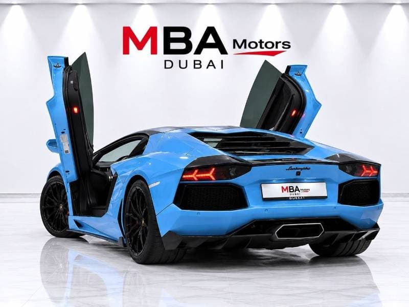 2015 Lamborghini Aventador ROADSTER thumbnail 3