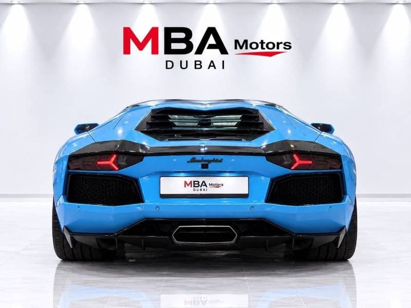 2015 Lamborghini Aventador ROADSTER thumbnail 6