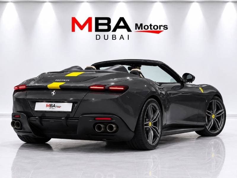 2024 Ferrari Roma thumbnail 3