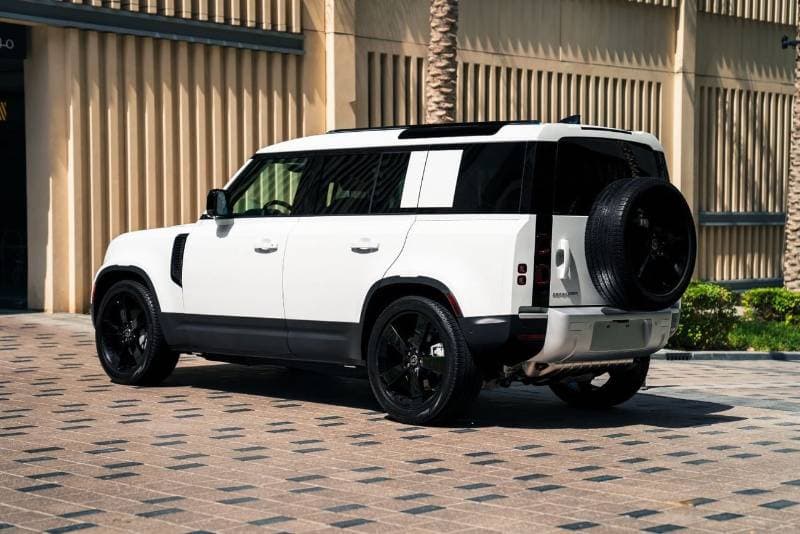 2025 Land Rover Defender 110 S P400 thumbnail 6