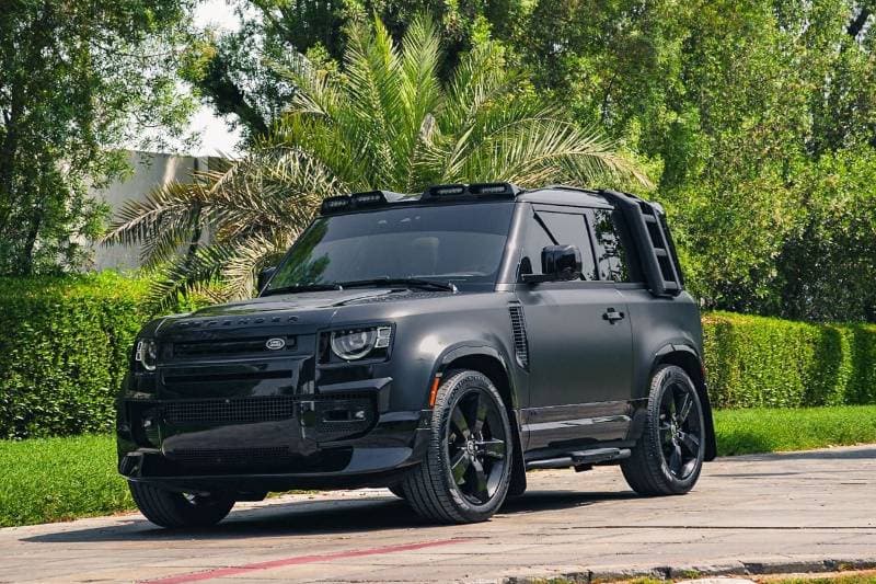 2023 Land Rover Defender 90 P525