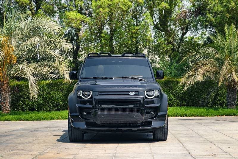 2023 Land Rover Defender 90 P525 thumbnail 4