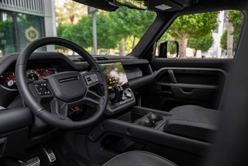 2026 Land Rover Defender 110 OCTA EDITION ONE P635 thumbnail 8
