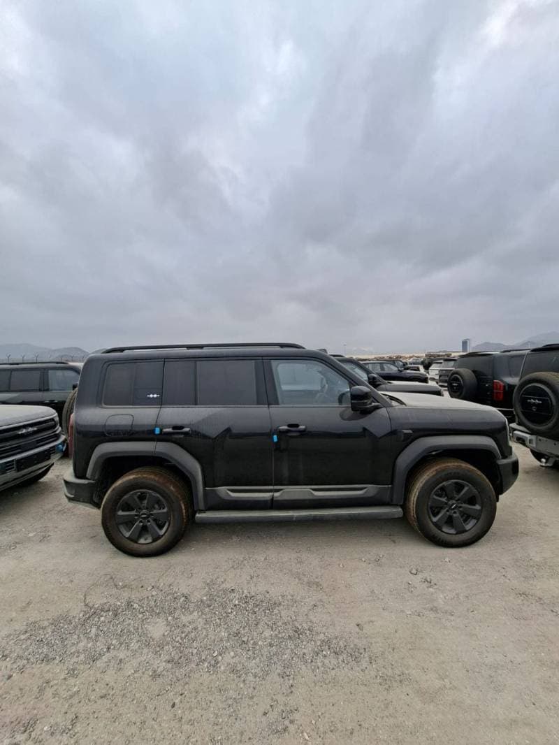 2026 BYD Leopard 5 ULTRA thumbnail 3