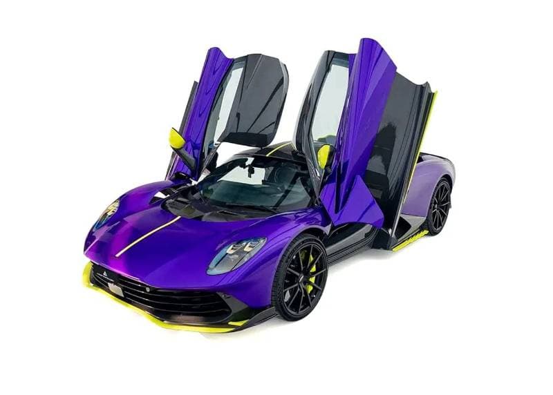 2026 Aston Martin Valhalla STANDARD thumbnail 2